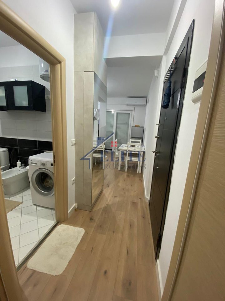 Kopshti Botanik ~ apartament 1+1 ne shitje