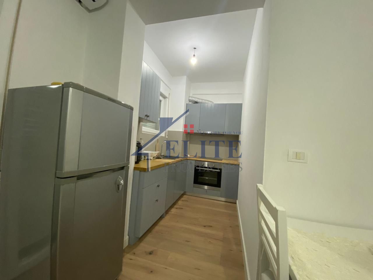 Kopshti Botanik ~ apartament 1+1 ne shitje