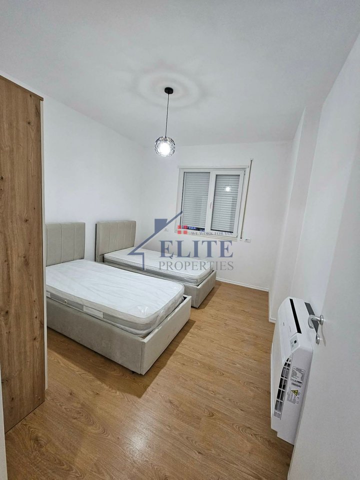 Univers City, apartament 2+1 me qira