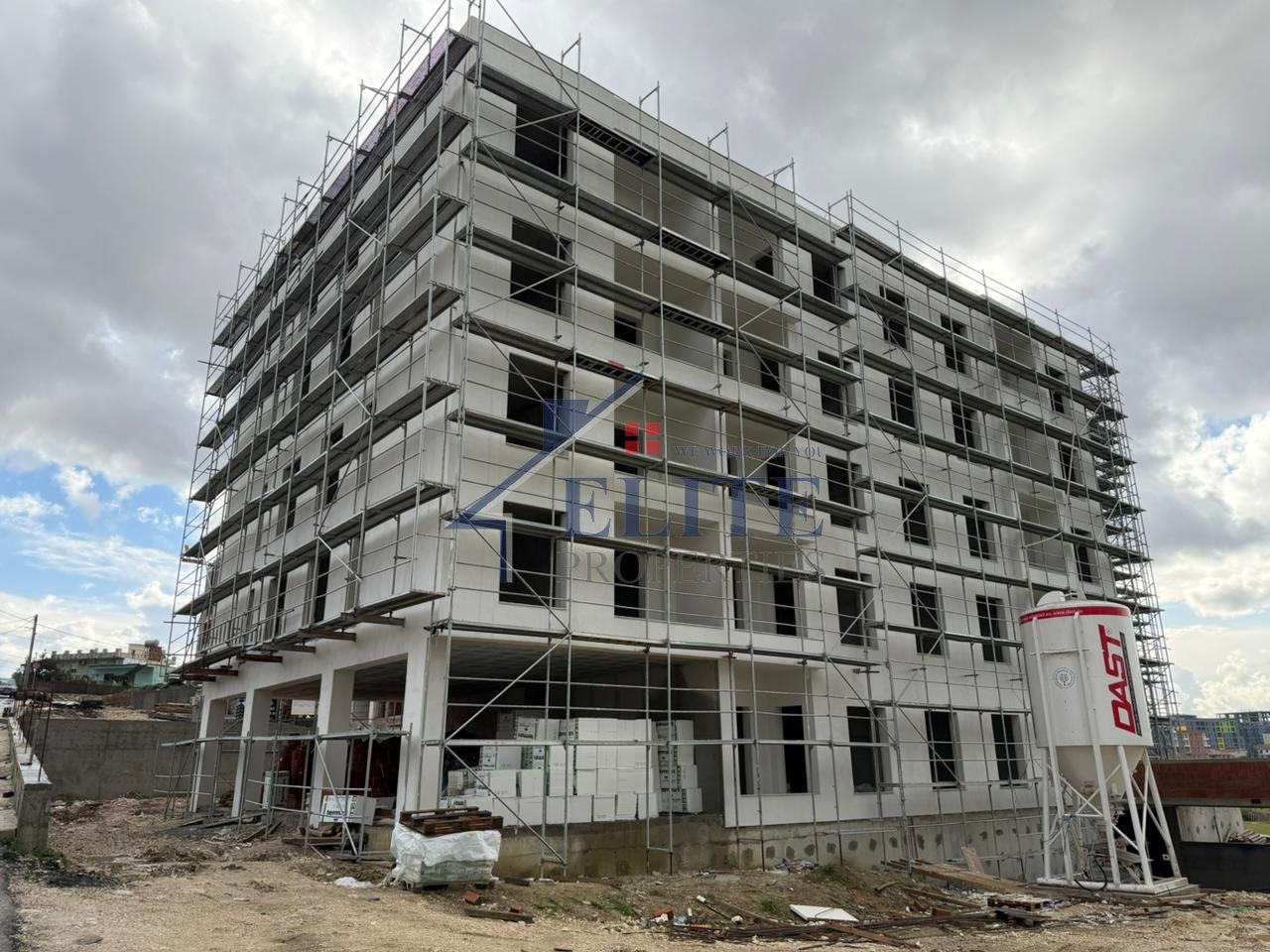 Family Residence Paskuqan, apartment 2+1 for sale