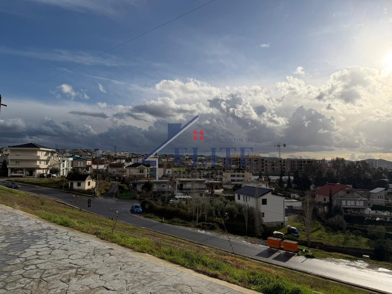 LakeSide Paskuqan, apartament 2+1 në shitje