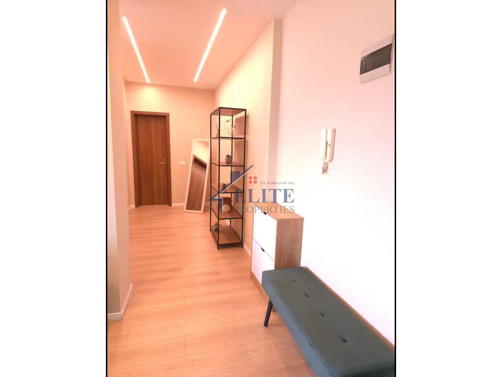 Ish-Blloku, attico in affitto