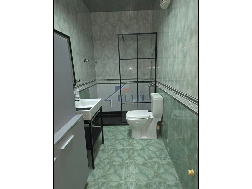 Ish-Blloku, attico in affitto