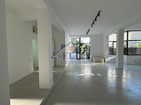 Kavaja Road, rental space