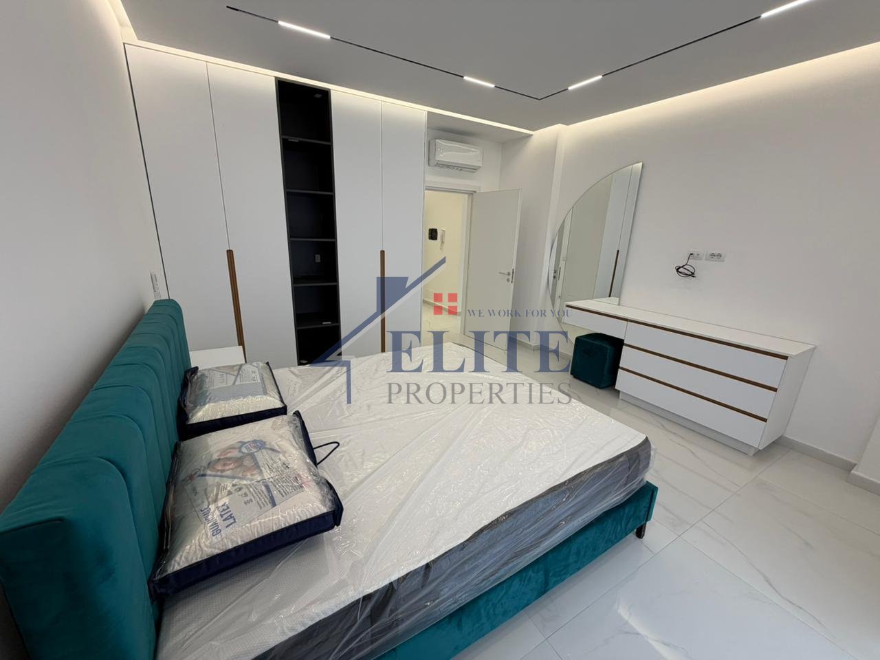 Zogu i Zi, one bedroom apartment for rent