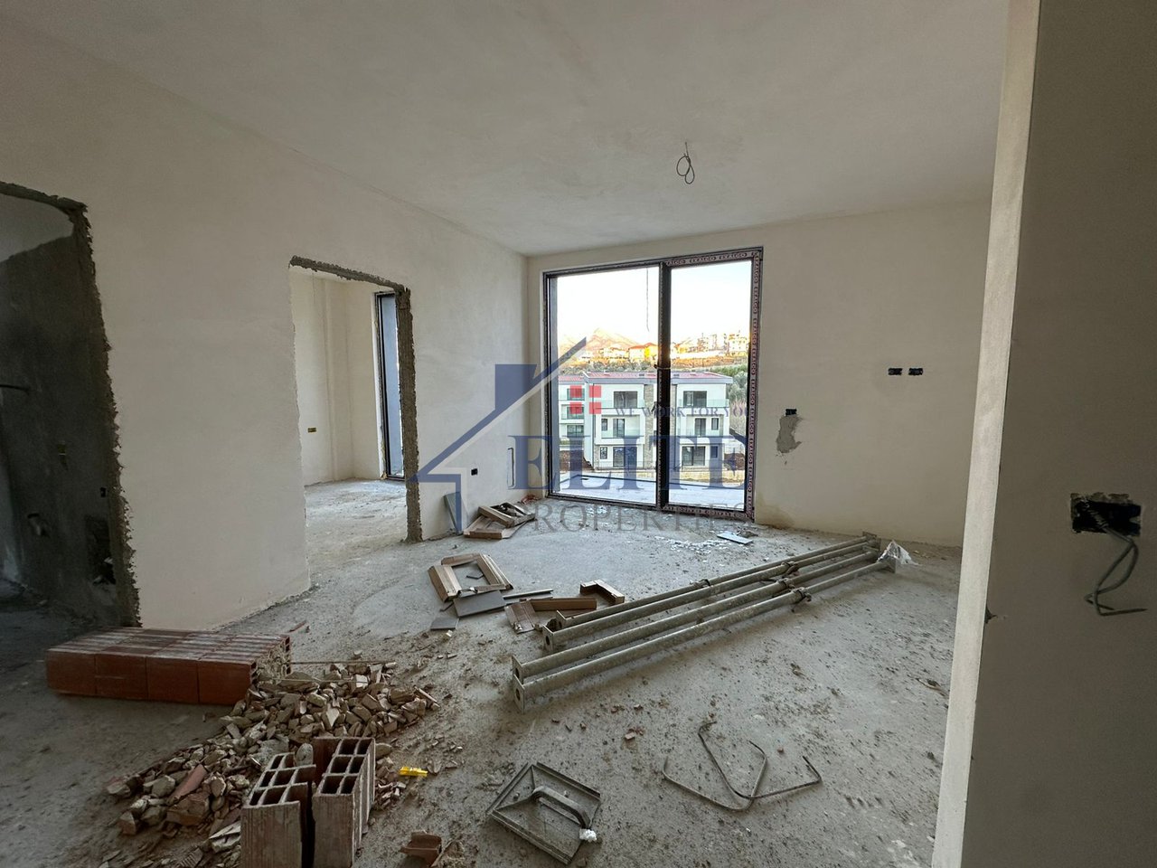 Lake Diamond, appartamento con una camera da letto in vendita