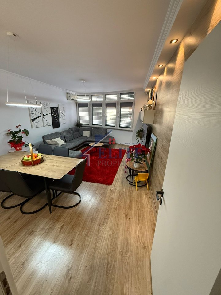 Astir, apartament 2+1 në shitje