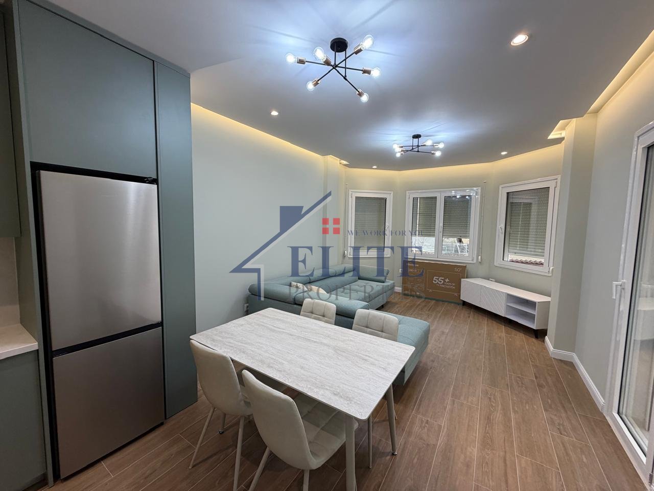 Pranë Fakultetit Ekonomik, apartament 2+1 me qira