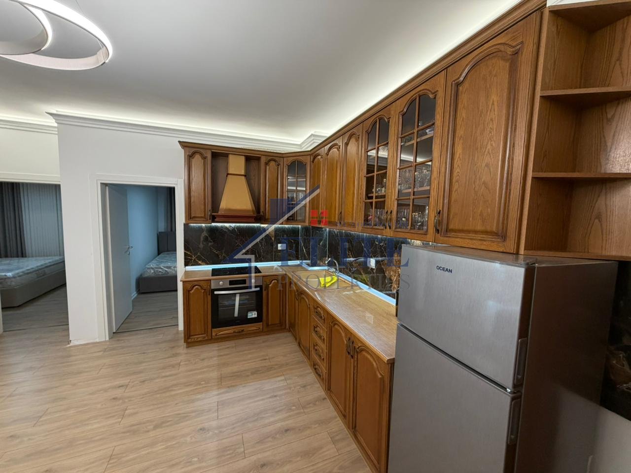 Palazzo con Freccia, appartamento 2+1 in affitto