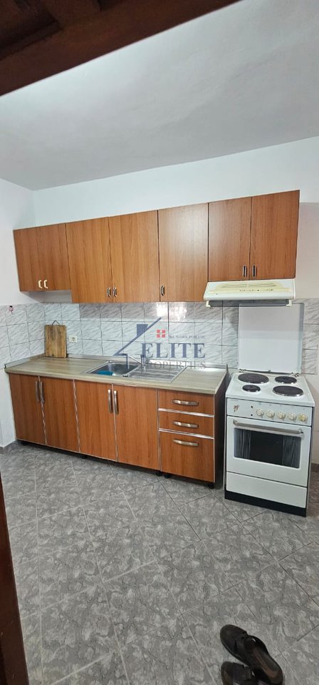 Bulevardi i Ri ~ apartament 1+1 me qira