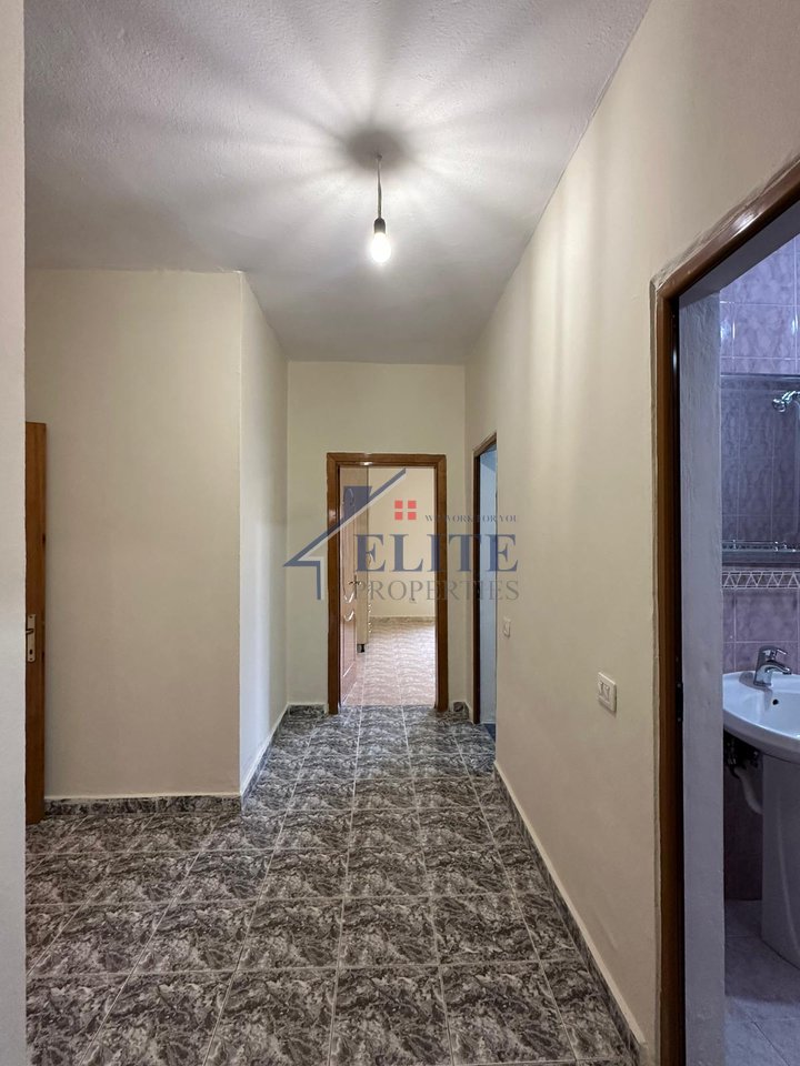 Pallatet Arabe – apartament 3+1 me qira