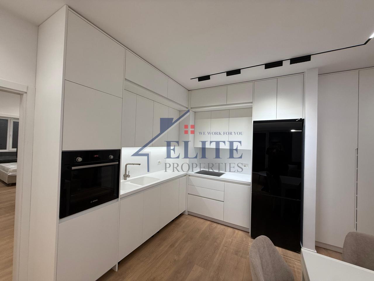 Ish Fusha e Aviacionit, apartament 3+1 për qira