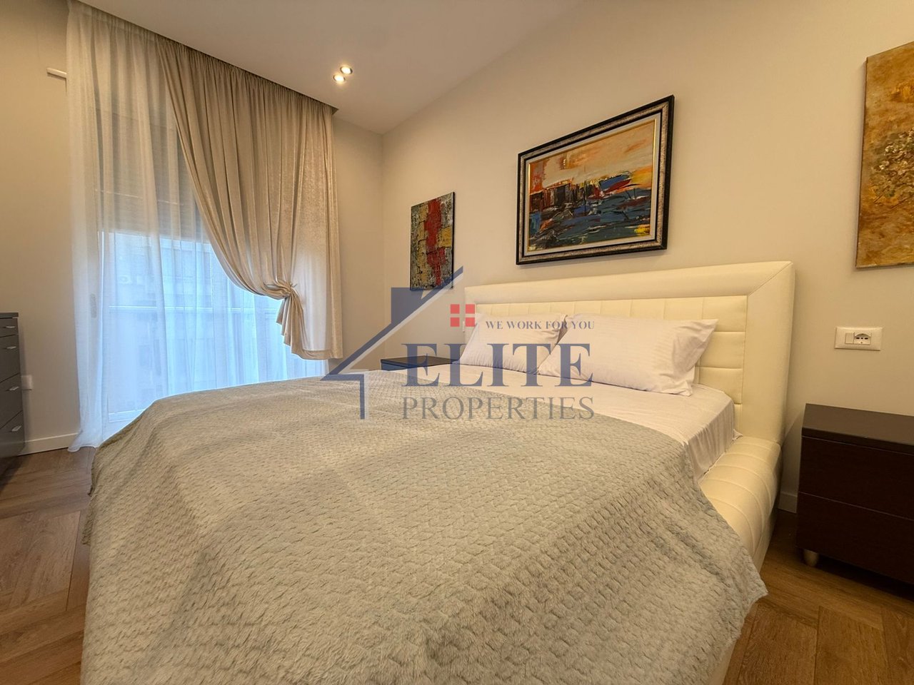 Pazari i Ri – apartament 2+1 me qira