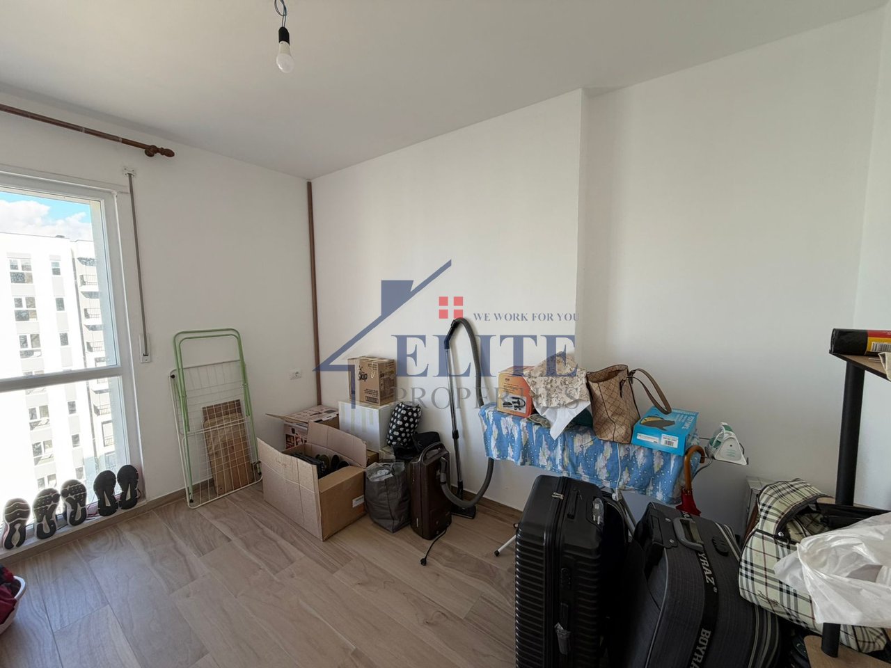 Univers City, apartament 2+1 me qira