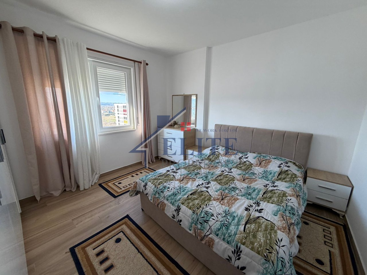 Univers City, apartament 2+1 me qira