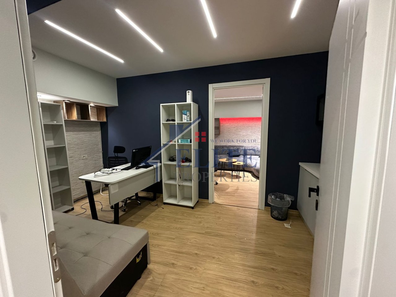 Kristal Center, commercial space for sale