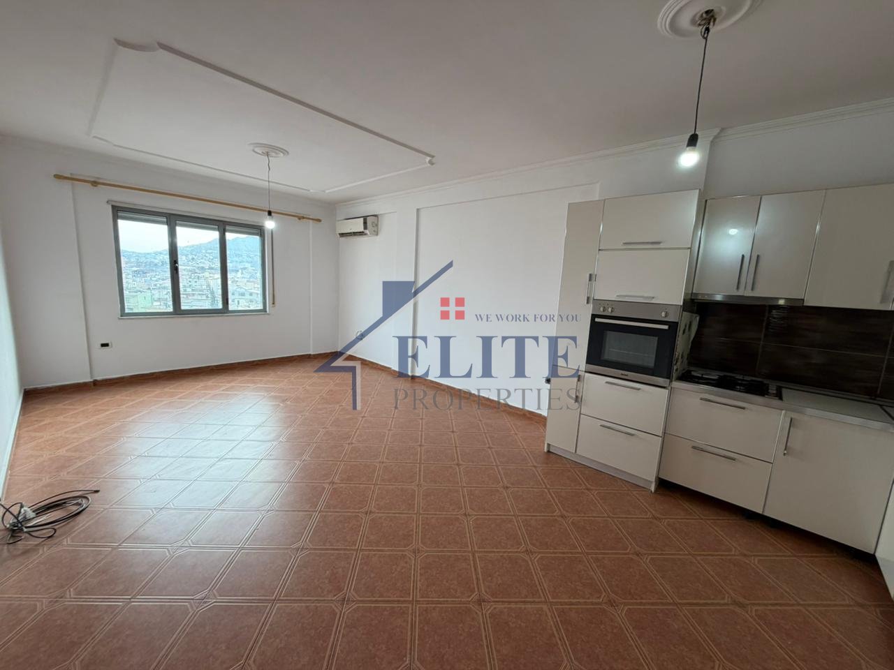 Pallatet Çabej, apartament 2+1 në shitje