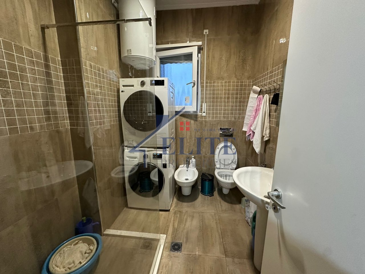 Pazari i Ri, apartament 2+1 në shitje