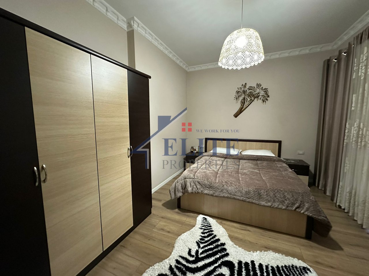 Pazari i Ri, apartament 2+1 në shitje