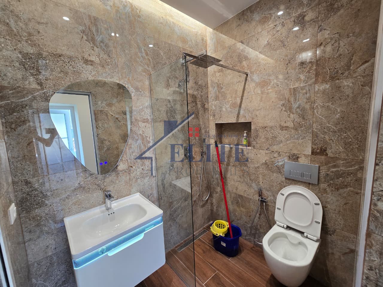Pazari i Ri, modern studio apartment for sale