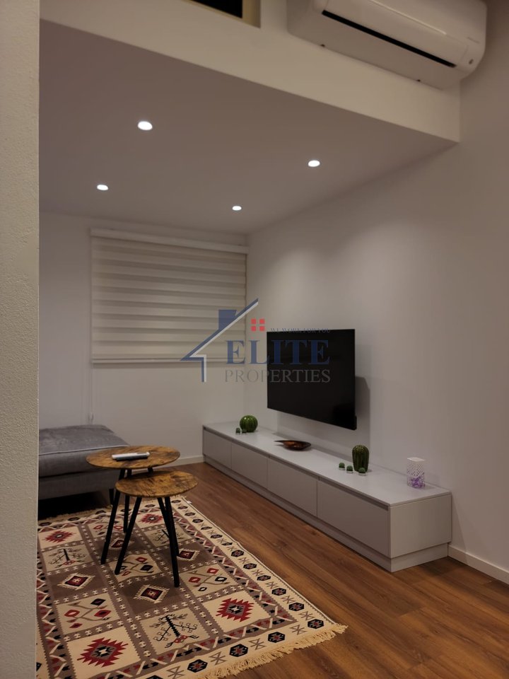 Rruga e Durrësit, apartament 1+1 me qira