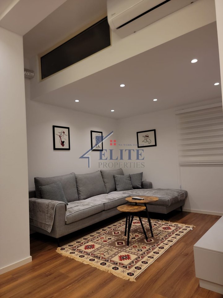 Rruga e Durrësit, apartament 1+1 me qira