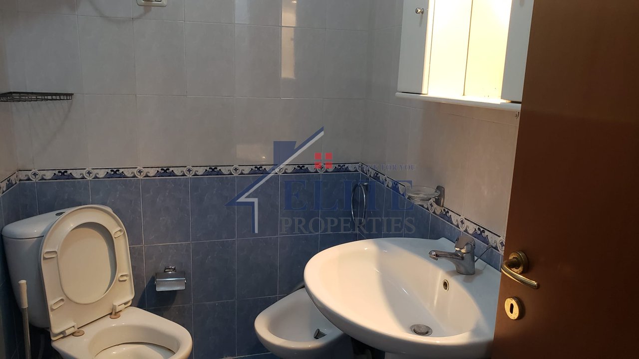 Bllok, appartamento 1+1 in affitto | vicino a Xheko Imperial