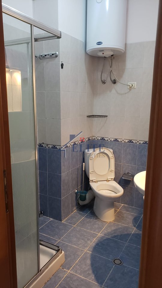 Bllok, appartamento 1+1 in affitto | vicino a Xheko Imperial