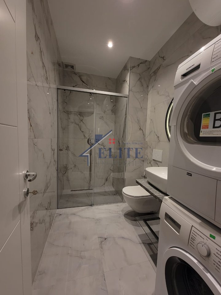 Rruga e Durrësit, apartament 1+1 me qira