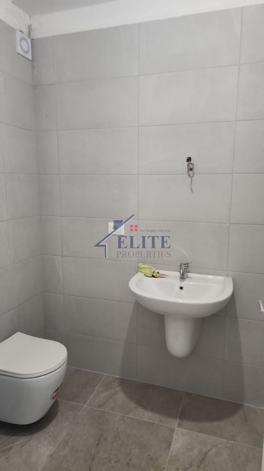 Rruga "Myslym Shyri", Gardenia Residence, zyrë me qira