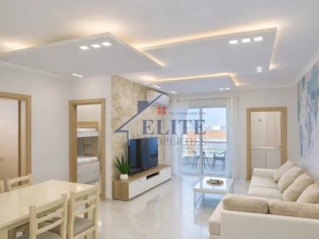 Liqeni i Thatë, 3+1 apartment for rent at the FZ Construction Complex