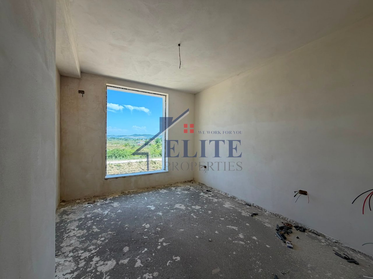 Pranë Vala Mar Premium, Hamallaj – apartament 1+1 në shitje