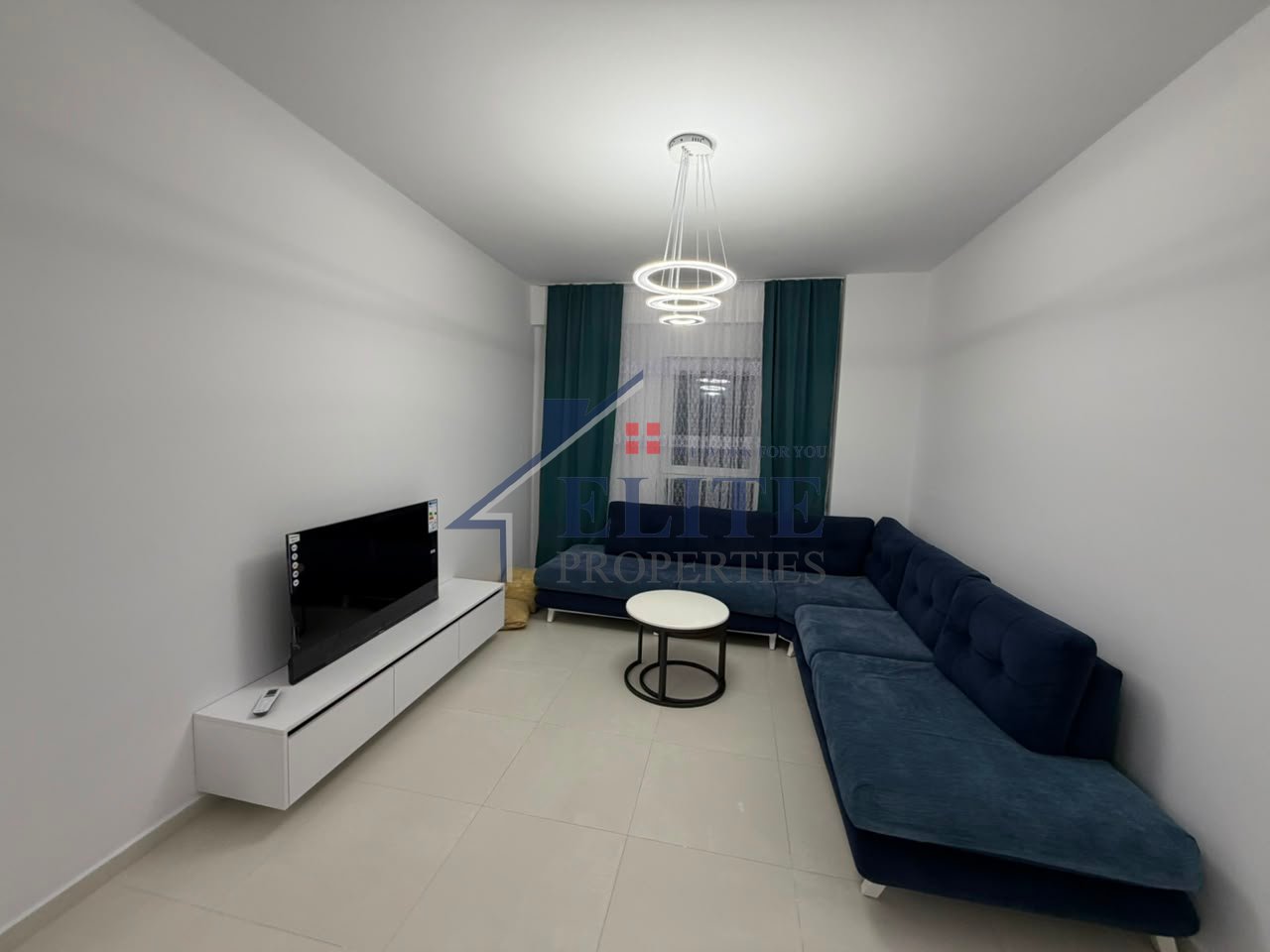 Aura Komleks, ne rrugen Dritan Hoxha, apartament2+1 me qera