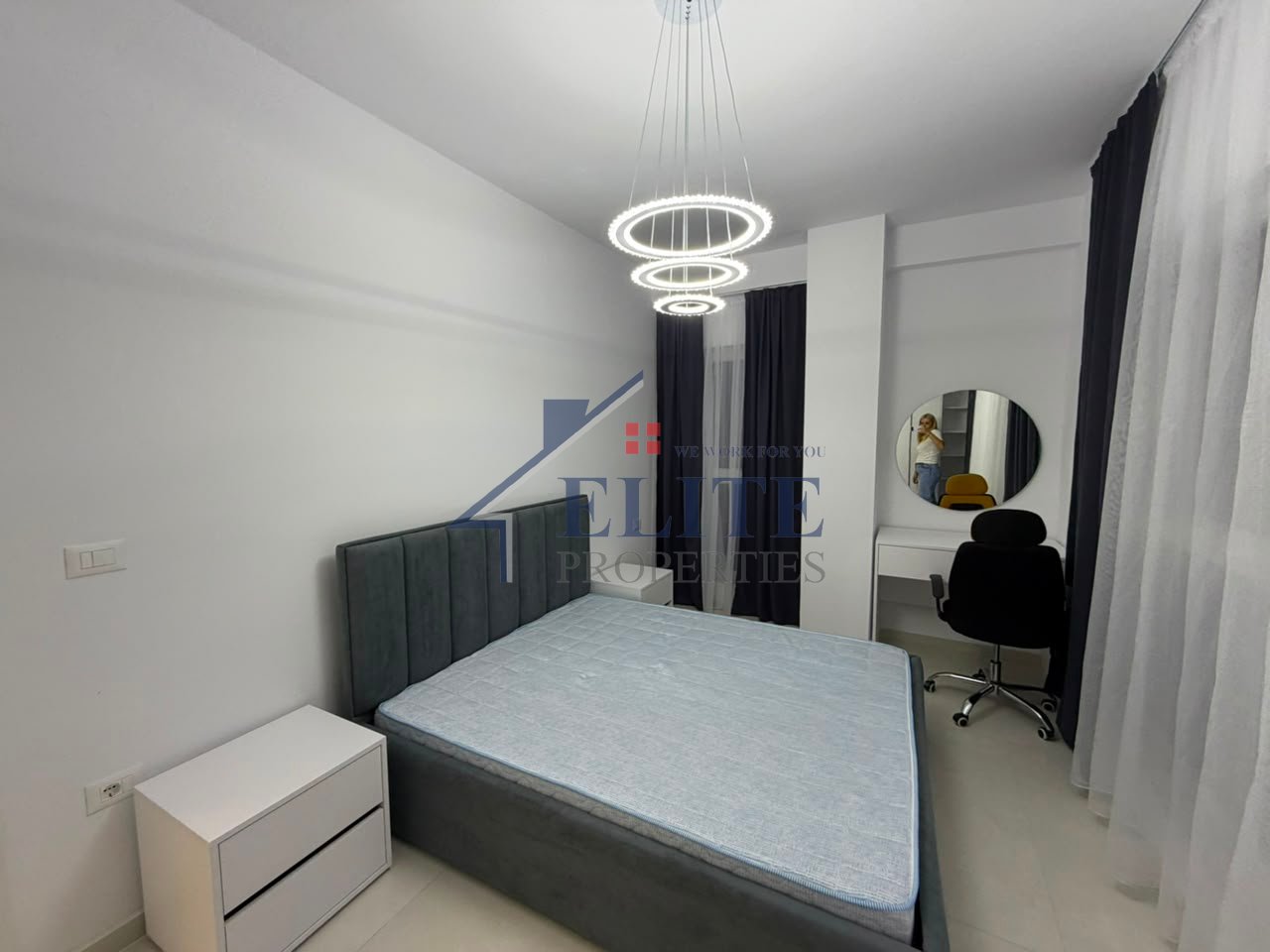 Aura Komleks, ne rrugen Dritan Hoxha, apartament2+1 me qera