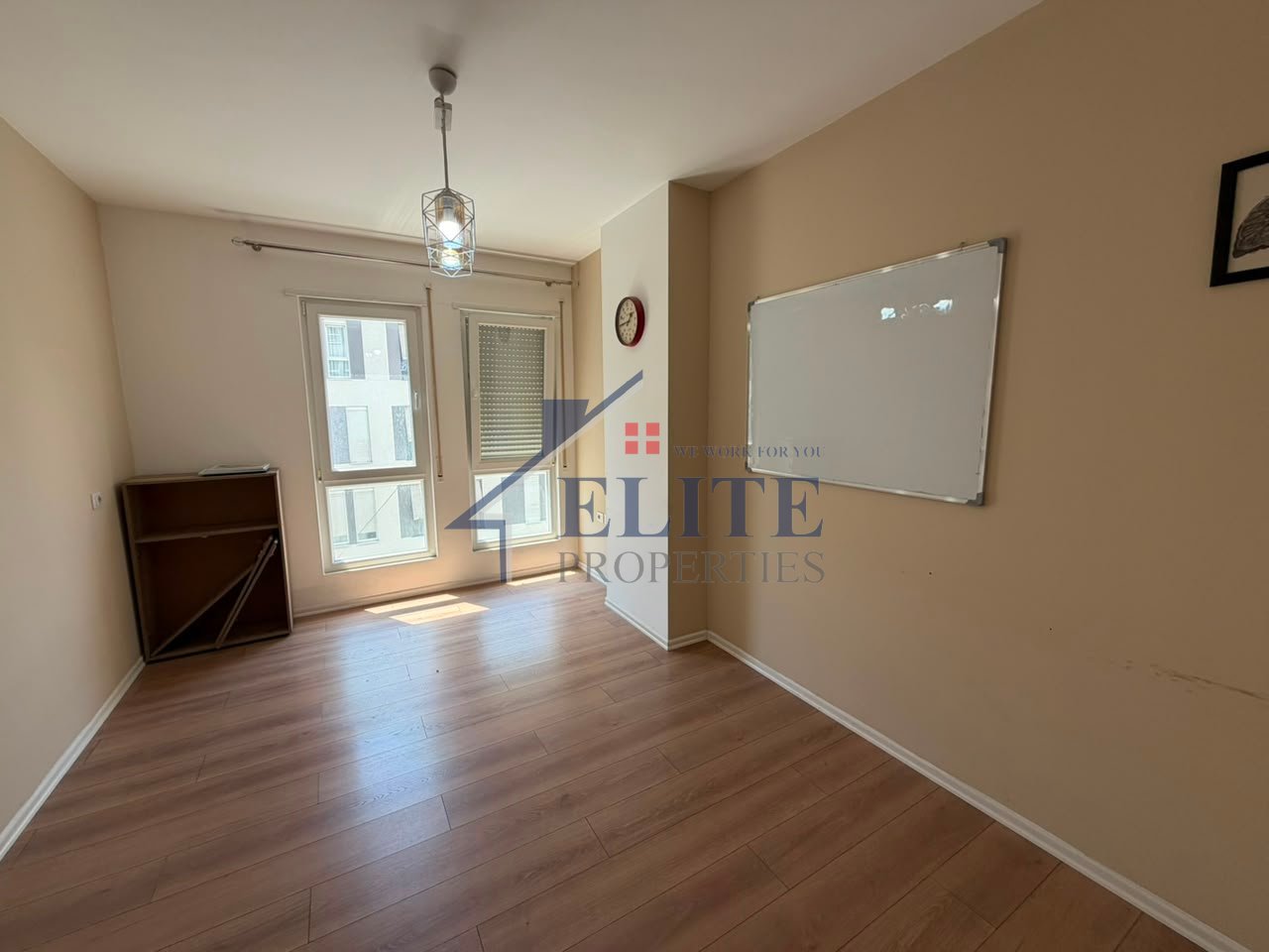 Rruga “5 Maji”, apartament 2+1 me qira