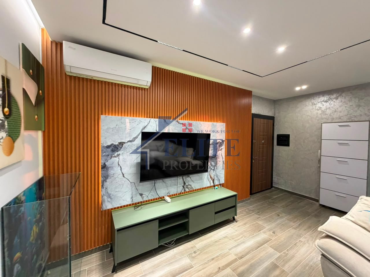 Super Penthouse me Qira pranë Farmacisë 10, Rruga e Dibrës – Afër QSUT