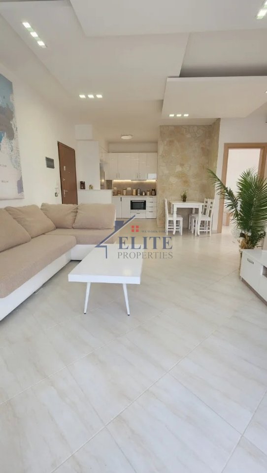 Liqeni i Thatë, 3+1 apartment for rent at the FZ Construction Complex