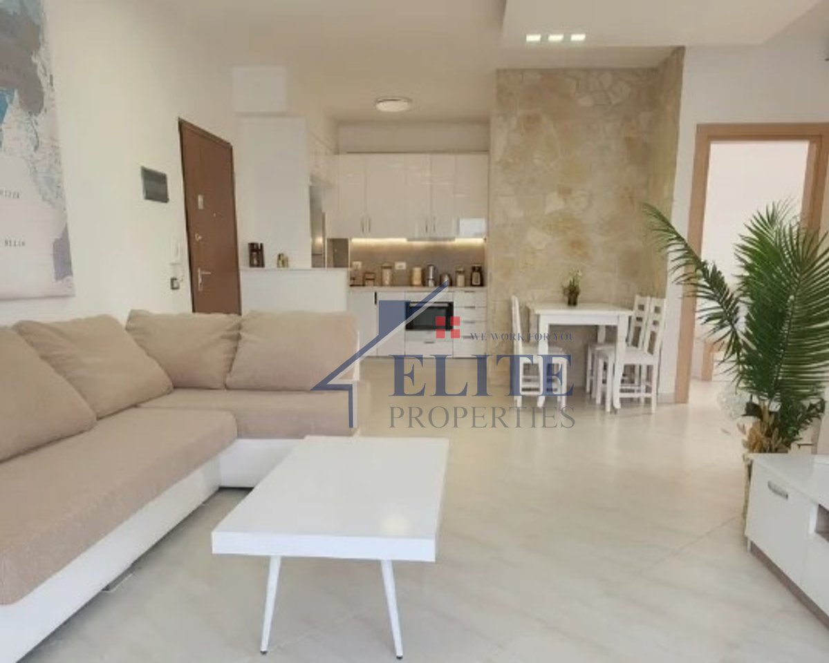 Liqeni i Thatë, 3+1 apartment for rent at the FZ Construction Complex