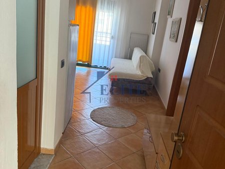 Vlore, Lungomare, 1+1 apartment for sale
