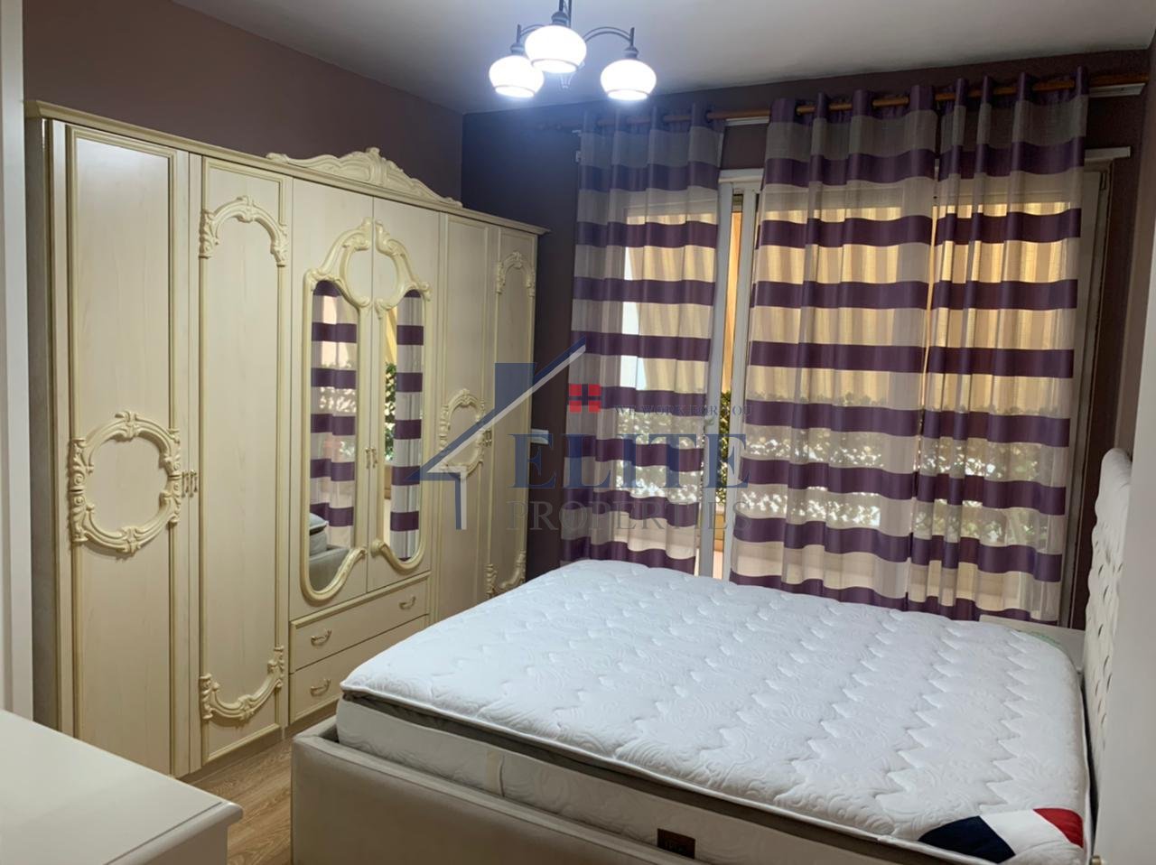 Liqeni i Thatë, apartament 1+1 me qira
