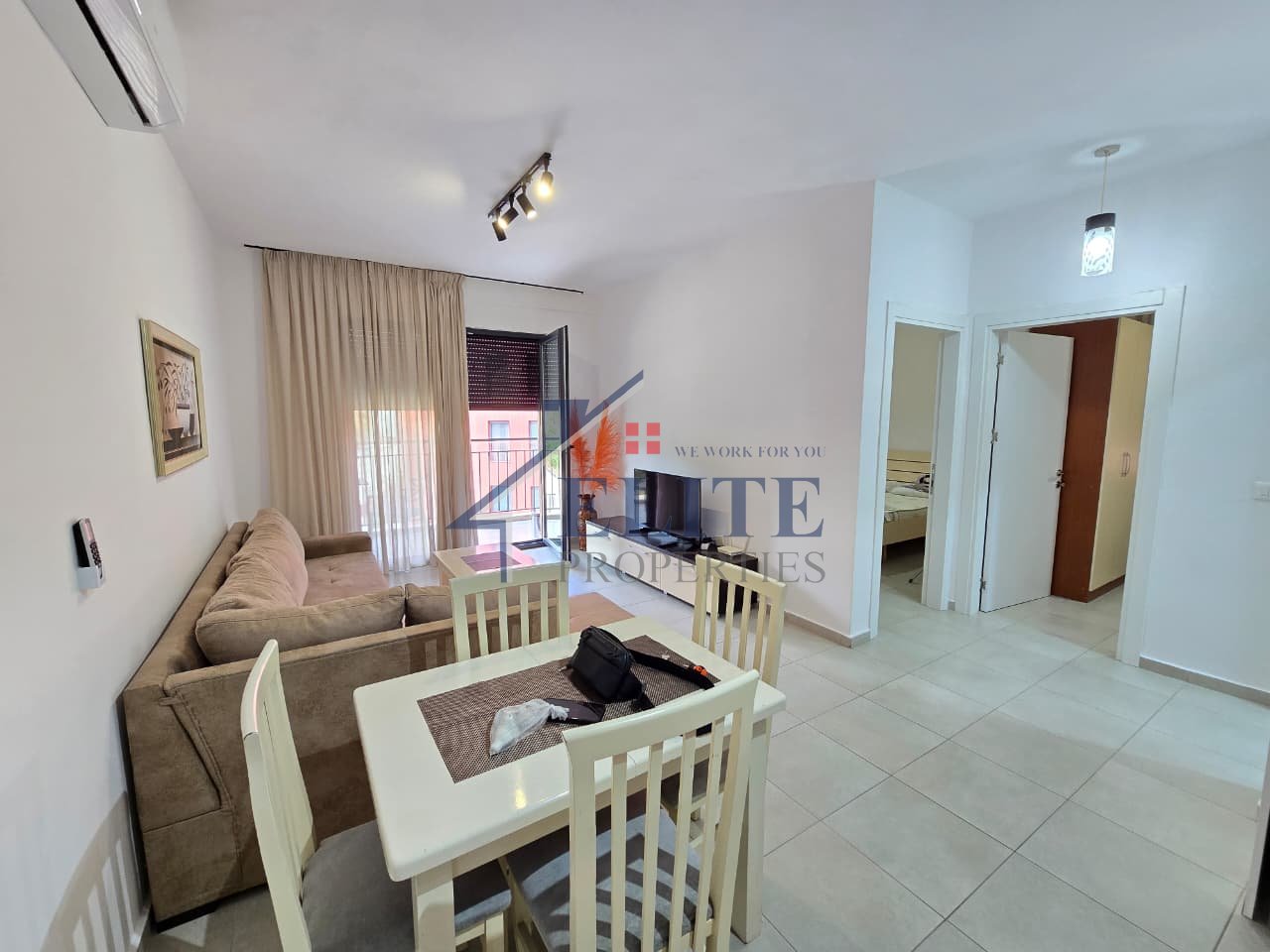 Kodra e Diellit, Botanical Garden, 2+1 apartment For rent