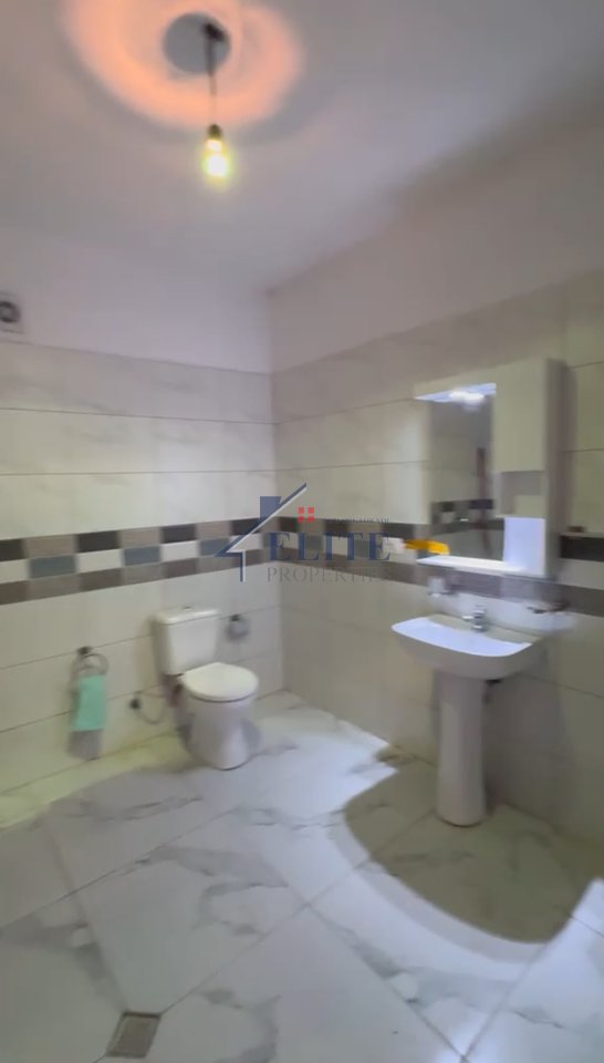 Kombinat, 2+1 apartment for rent – near Minibashkisë