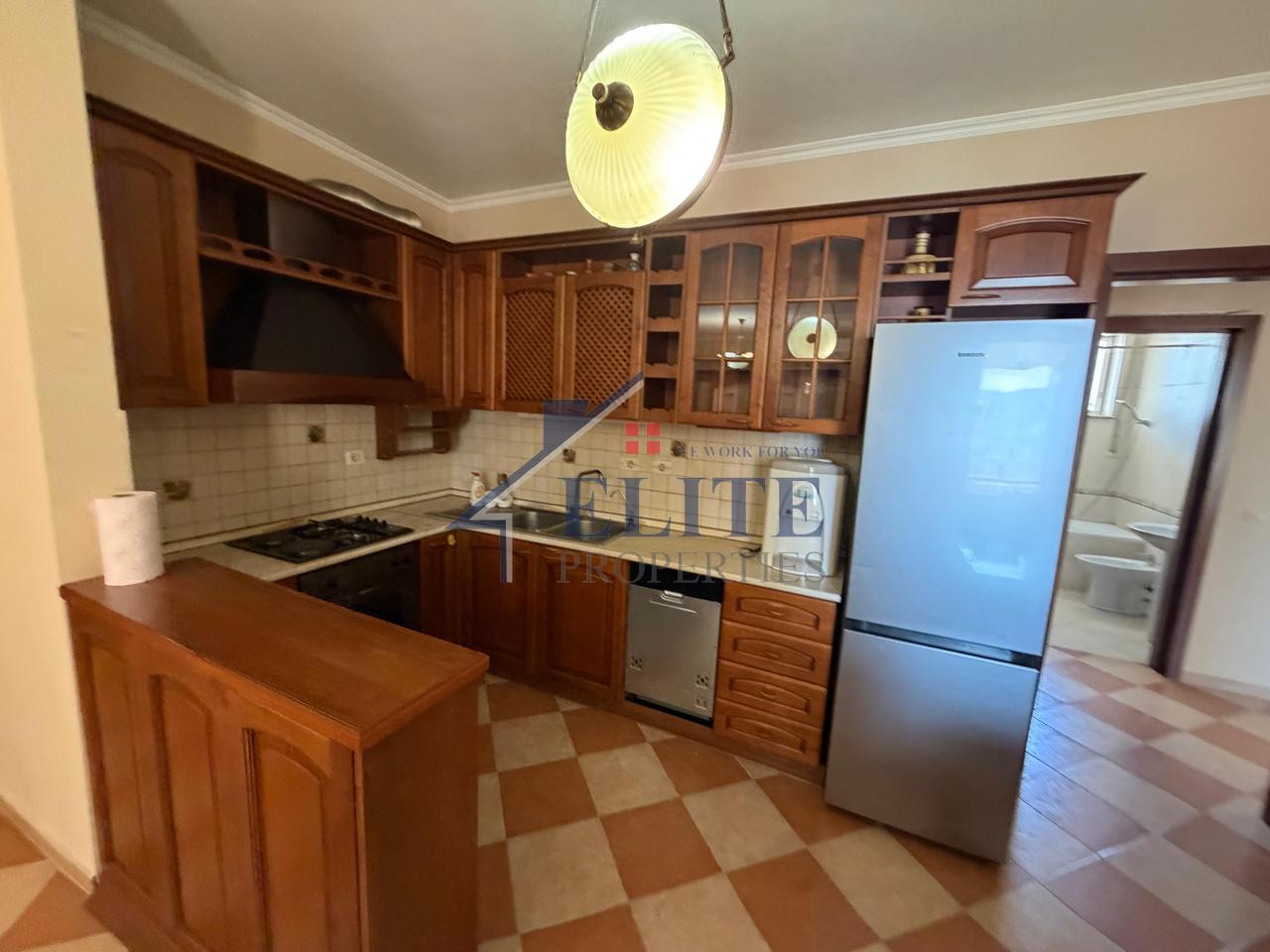 Elbasan Street, 3+1 apartment for rent - Faculty of Economics
