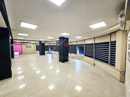 Rruga e Dibrës – pranë Selvisë, ambient komercial me qira