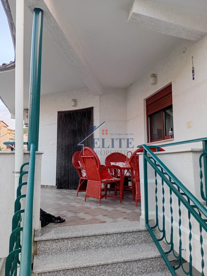 Prane Universitetit "Marin Barleti", apartamentit 2+1 me qera