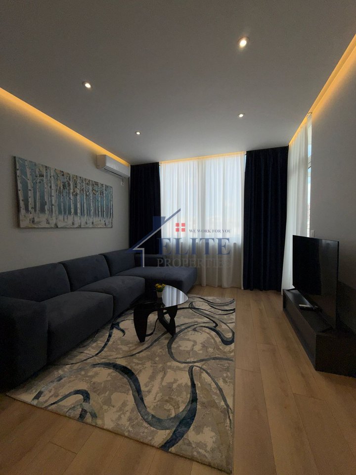 Rruga Myslym Shyri, apartament 1+1 në shitje