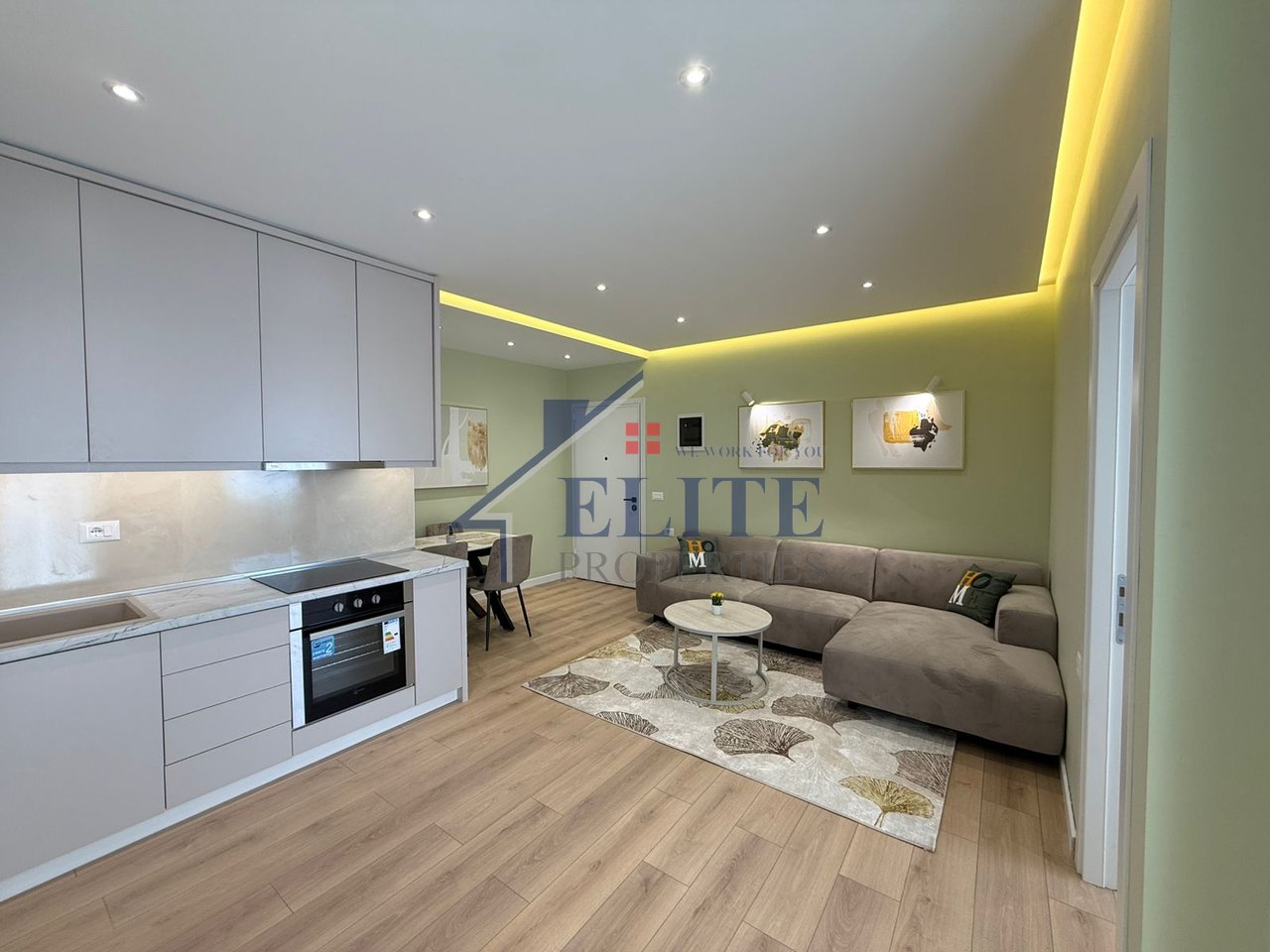 Rruga Myslym Shyri, apartament 2+1 në shitje