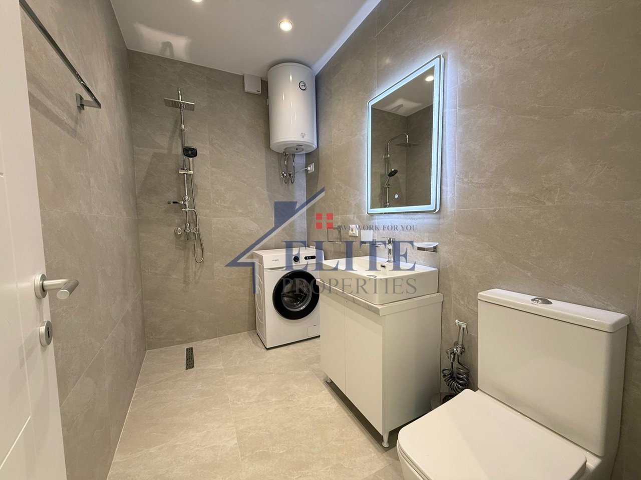 Rruga Myslym Shyri, apartament 2+1 në shitje