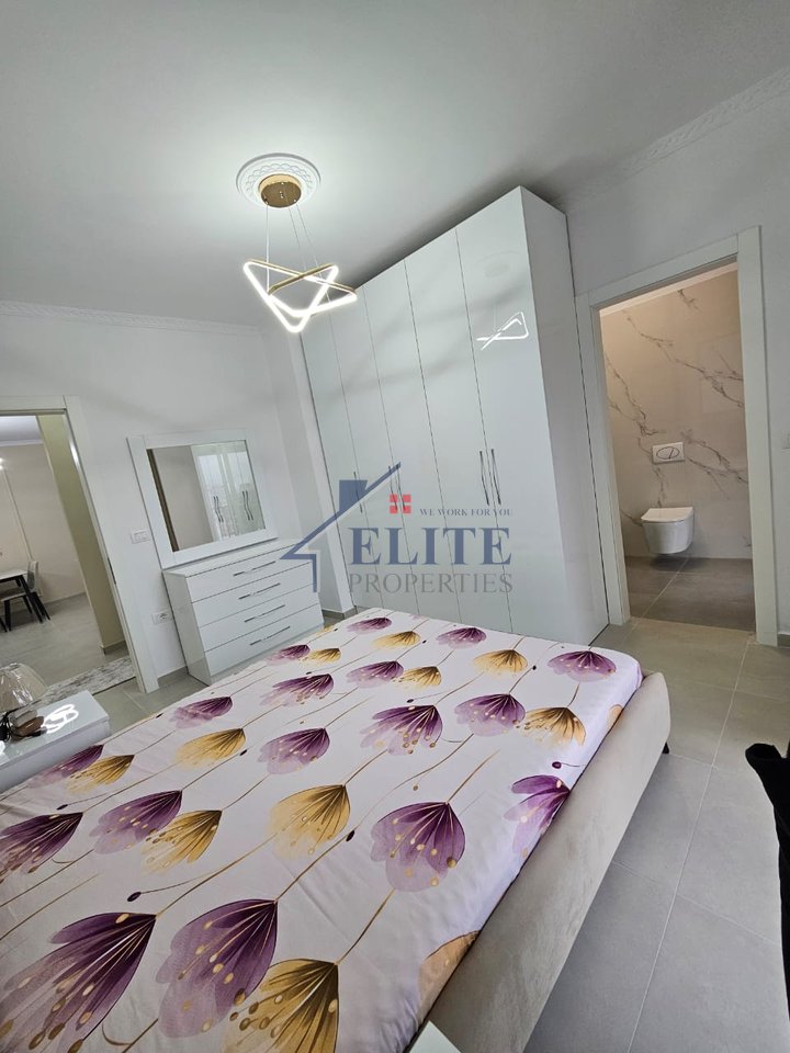 Vila L 2, Astir, apartament 2+1 me qera