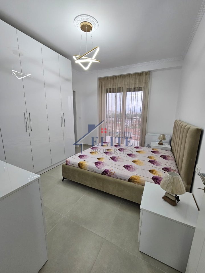 Vila L 2, Astir, apartament 2+1 me qera